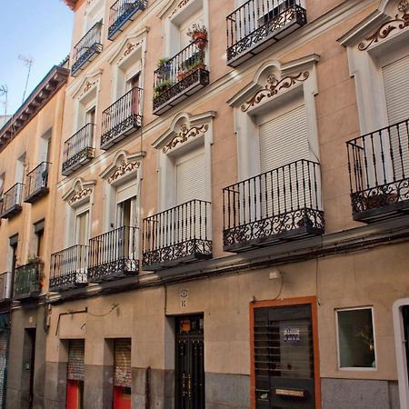 Loft De Lujo A Pasos Del Prado Leilighet Madrid Eksteriør bilde